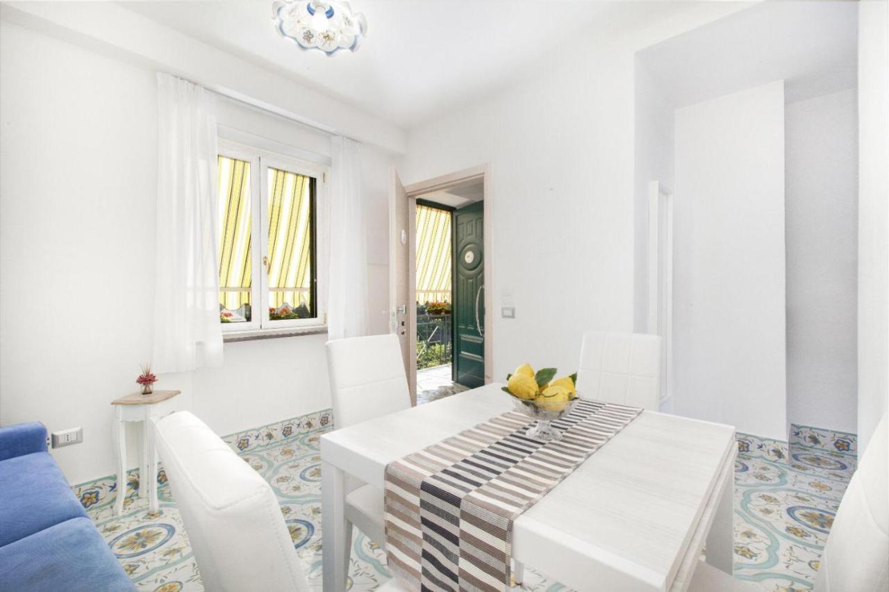 Millie Sorrento Suites Dış mekan fotoğraf