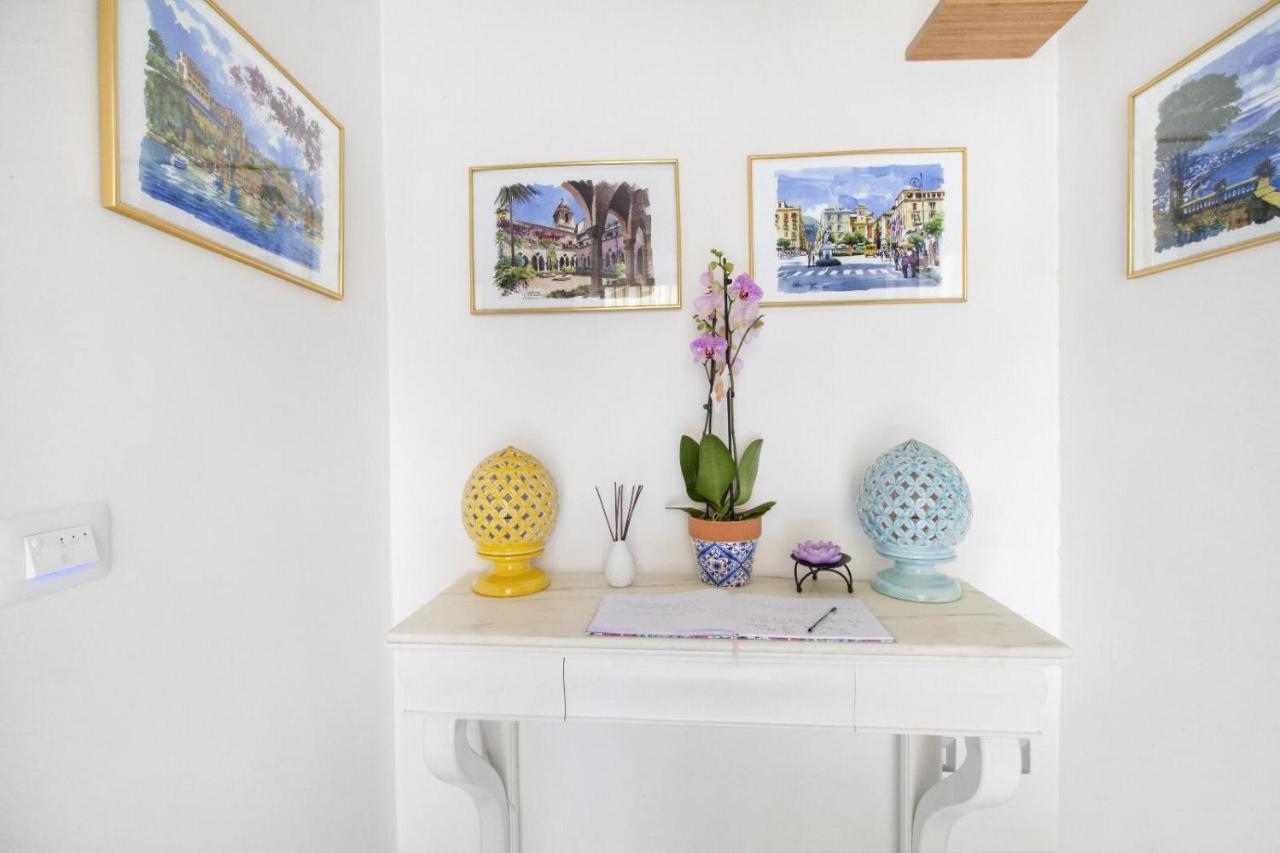 Millie Sorrento Suites Dış mekan fotoğraf