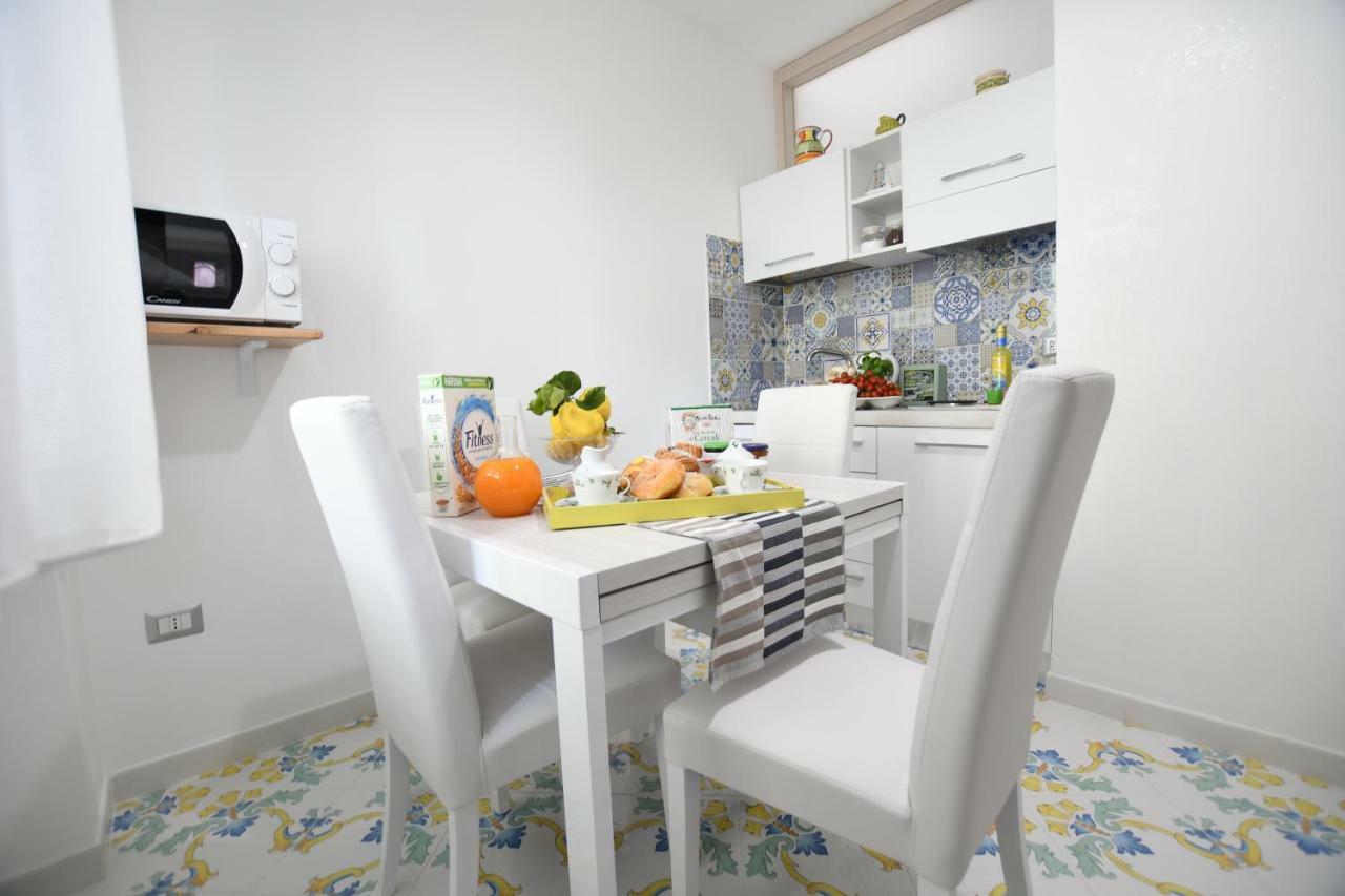 Millie Sorrento Suites Dış mekan fotoğraf